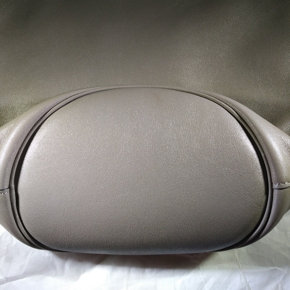 SOLD Coach Bleecker Mini Sport Duffel EUC - Picture 5 of 6